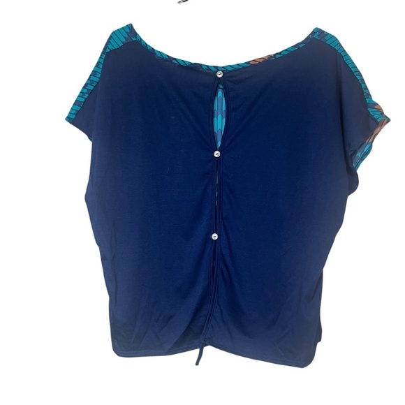 Women’s Geometric Southwestern Silky Blouse Button Back Boxy NEW Sz L Top Boho - Picture 2 of 9